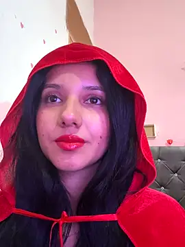 Snapshot of emmariders2 chatting on 10.28.25 emmariders2 online show from 10.28.25