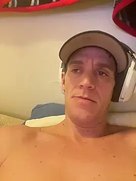 Snapshot of 87Mac87 chatting on 12.27.24 87Mac87 online show from 12.27.24