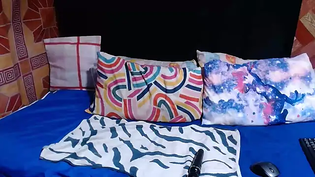 Snapshot of Thickbootykim chatting on 02.17.26 Thickbootykim online show from 02.17.26