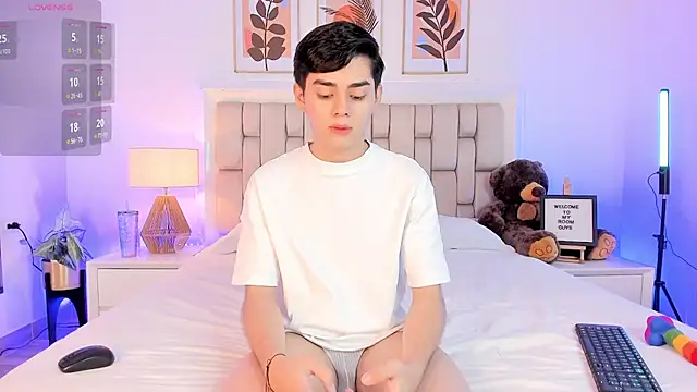 Maxi little online show from 09.17.25