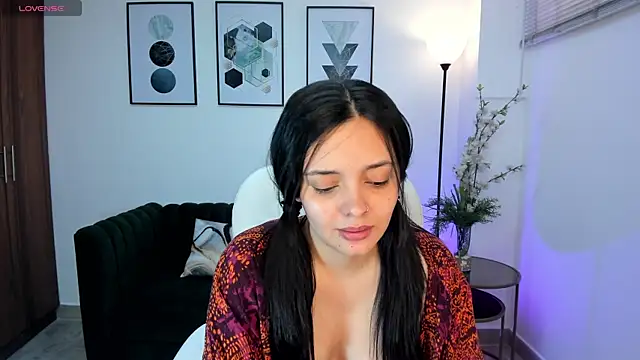 Snapshot of amelia_cherry chatting on 01.21.25 amelia cherry online show from 01.21.25