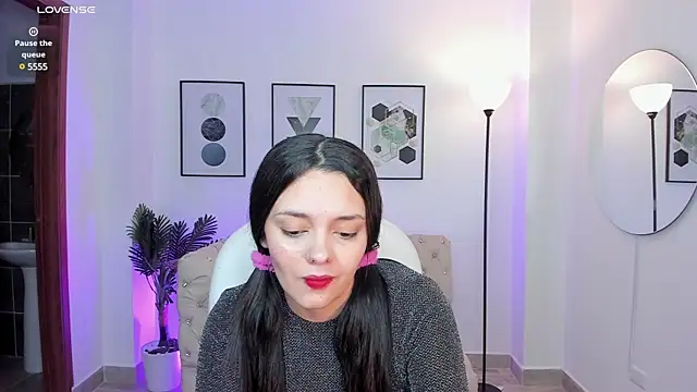 Snapshot of amelia_cherry chatting on 02.12.25 amelia cherry online show from 02.12.25