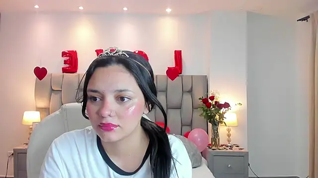 Snapshot of amelia_cherry chatting on 02.15.25 amelia cherry online show from 02.15.25