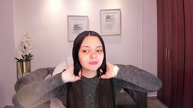 Snapshot of amelia_cherry chatting on 10.17.25 amelia cherry online show from 10.17.25