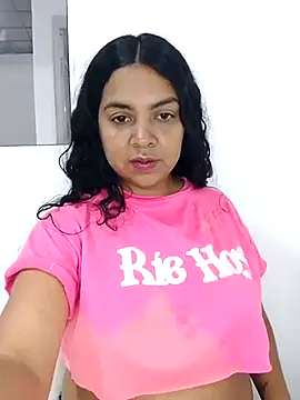 Brendabluee online show from 02.05.25