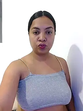 Brendabluee online show from 03.07.25