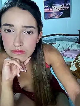 Snapshot of faby_Hot chatting on 11.17.25 faby Hot online show from 11.17.25