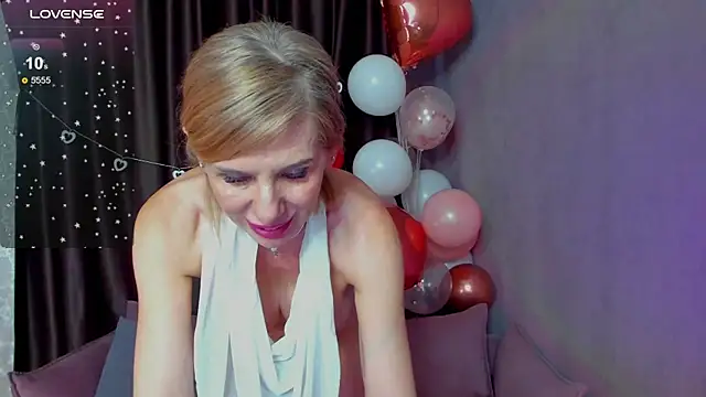 Lina Bennet online show from 02.14.25