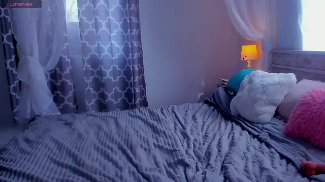 Snapshot of LexyBrianna chatting on 03.12.25 LexyBrianna online show from 03.12.25