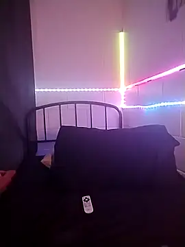 k1oudE online show from 04.05.26