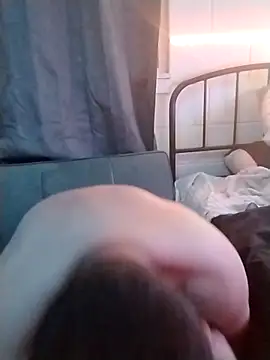 k1oudE online show from 04.12.26