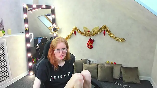 ElizabethHarpper online show from 01.26.25