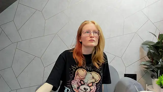 ElizabethHarpper online show from 02.13.25