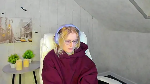 ElizabethHarpper online show from 11.19.25