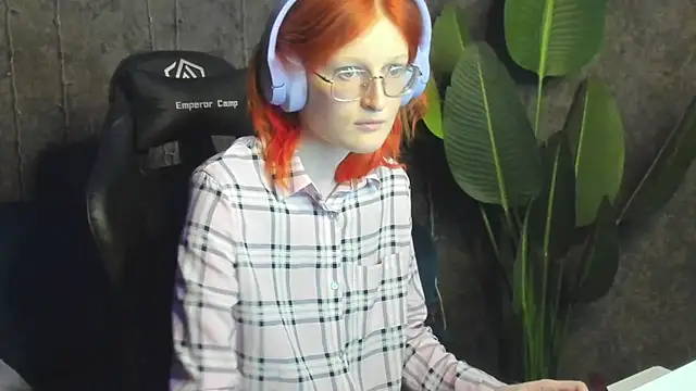 Snapshot of ElizabethHarpper chatting on 01.19.26 ElizabethHarpper online show from 01.19.26