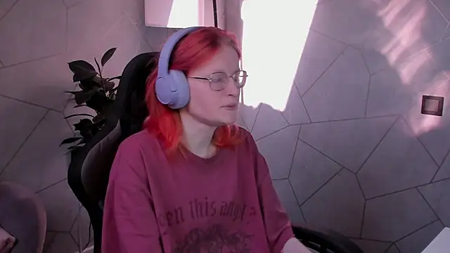 Snapshot of ElizabethHarpper chatting on 02.12.26 ElizabethHarpper online show from 02.12.26