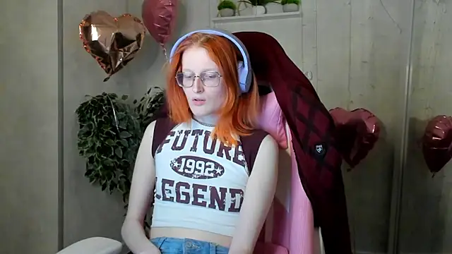 Snapshot of ElizabethHarpper chatting on 02.24.26 ElizabethHarpper online show from 02.24.26