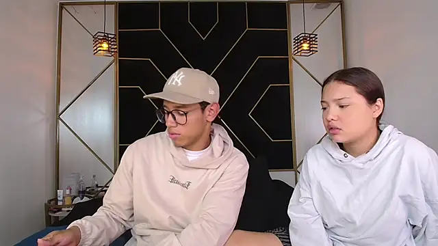 Snapshot of RyanPricee chatting on 10.21.25 RyanPricee online show from 10.21.25