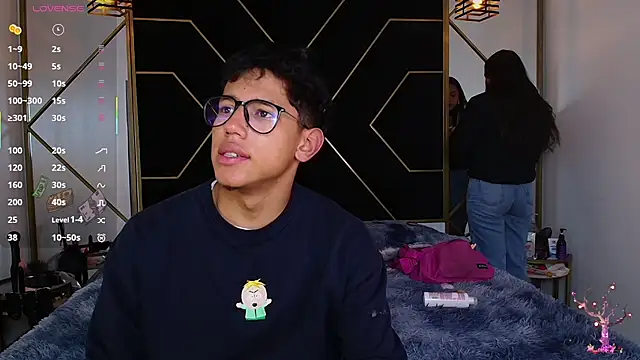 Snapshot of RyanPricee chatting on 11.04.25 RyanPricee online show from 11.04.25