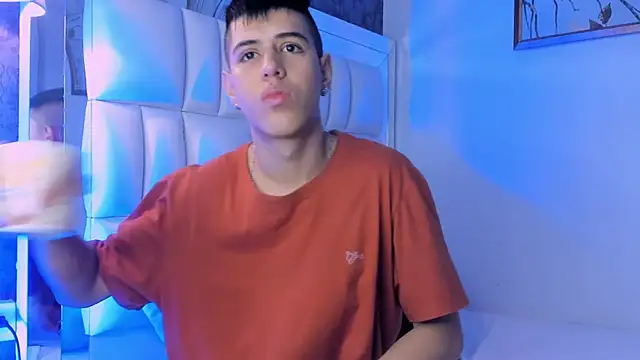 Snapshot of Angel_Khouri chatting on 01.30.25 Angel Khouri online show from 01.30.25