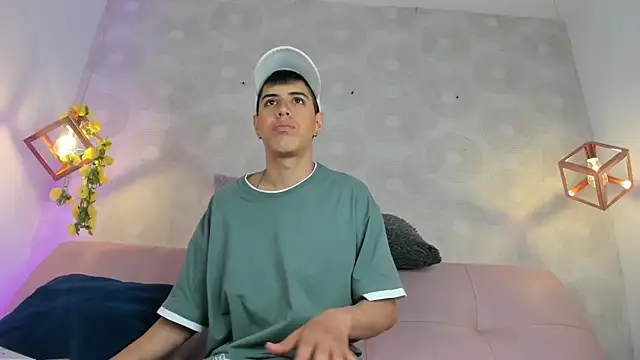 Snapshot of Angel_Khouri chatting on 03.07.25 Angel Khouri online show from 03.07.25