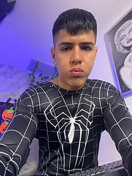 Snapshot of Angel_Khouri chatting on 10.28.25 Angel Khouri online show from 10.28.25