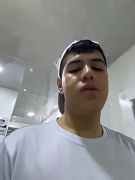 Snapshot of Angel_Khouri chatting on 02.26.26 Angel Khouri online show from 02.26.26