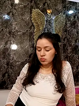 Danni shy online show from 02.18.25