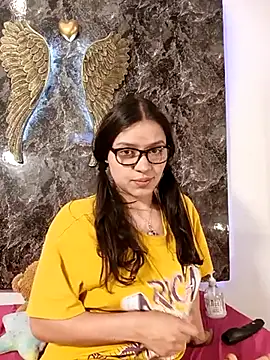 Danni shy online show from 02.21.25