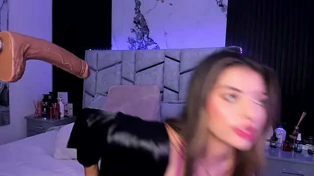 daniiphoeniixx online show from 02.26.25