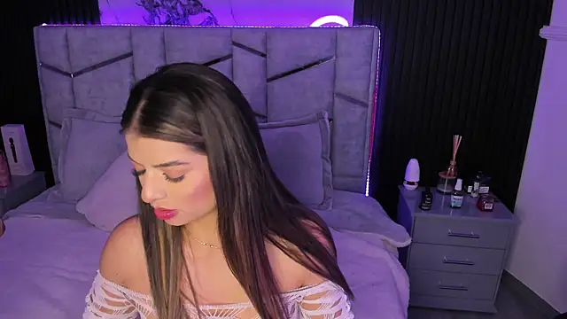 daniiphoeniixx online show from 03.05.25