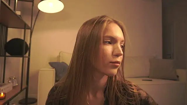 alittlestarrr online show from 01.06.25