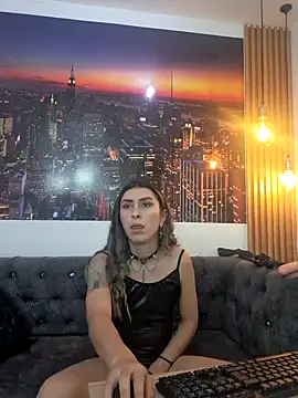 Sara Davina online show from 02.04.25