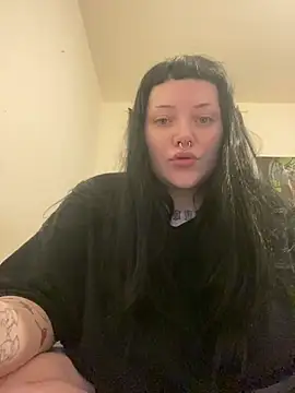 Snapshot of Gothicsiren chatting on 02.26.25 Gothicsiren online show from 02.26.25