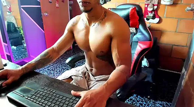 Adam Valenciia online show from 01.07.25