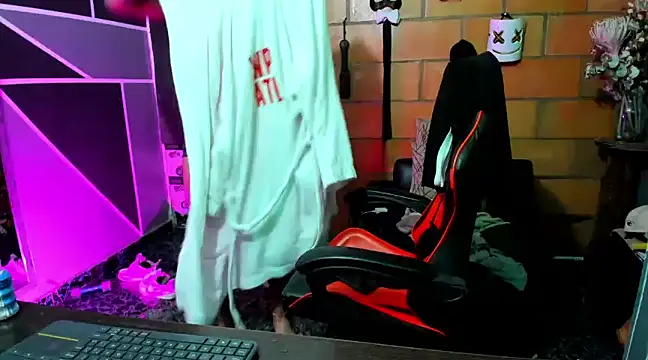 Adam Valenciia online show from 03.13.25