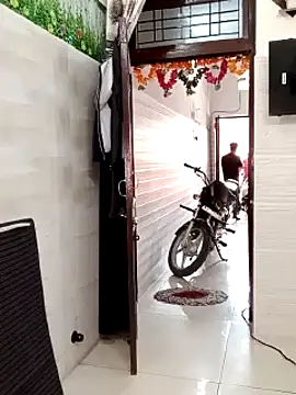 Snapshot of Best-Couple chatting on 01.27.25 Best-Couple online show from 01.27.25