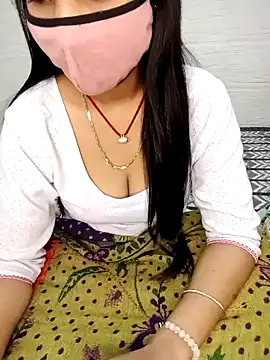 Snapshot of Best-Couple chatting on 01.30.25 Best-Couple online show from 01.30.25