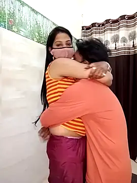 Snapshot of Best-Couple chatting on 02.03.25 Best-Couple online show from 02.03.25