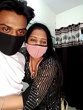 Snapshot of Best-Couple chatting on 02.08.25 Best-Couple online show from 02.08.25