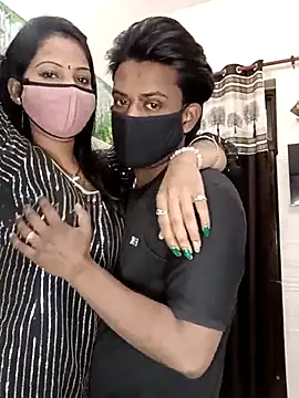 Snapshot of Best-Couple chatting on 02.23.25 Best-Couple online show from 02.23.25