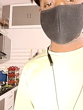 Snapshot of Best-Couple chatting on 03.22.25 Best-Couple online show from 03.22.25