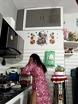 Snapshot of Best-Couple chatting on 09.10.25 Best-Couple online show from 09.10.25