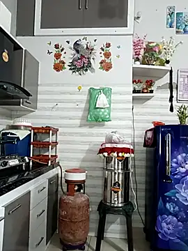 Snapshot of Best-Couple chatting on 10.15.25 Best-Couple online show from 10.15.25