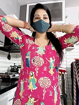 Snapshot of Best-Couple chatting on 11.17.25 Best-Couple online show from 11.17.25