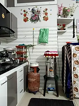 Snapshot of Best-Couple chatting on 11.29.25 Best-Couple online show from 11.29.25