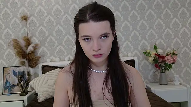 Snapshot of Nellie_Medina chatting on 02.09.25 Nellie Medina online show from 02.09.25