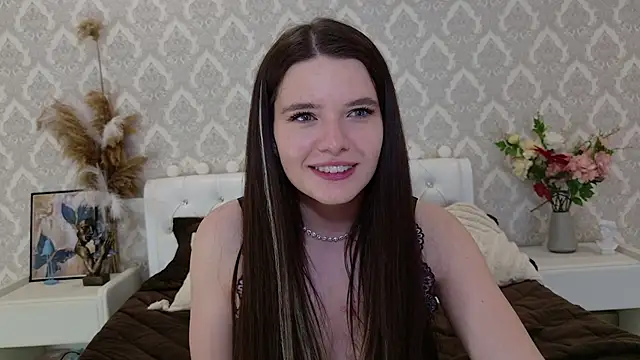 Snapshot of Nellie_Medina chatting on 03.09.25 Nellie Medina online show from 03.09.25