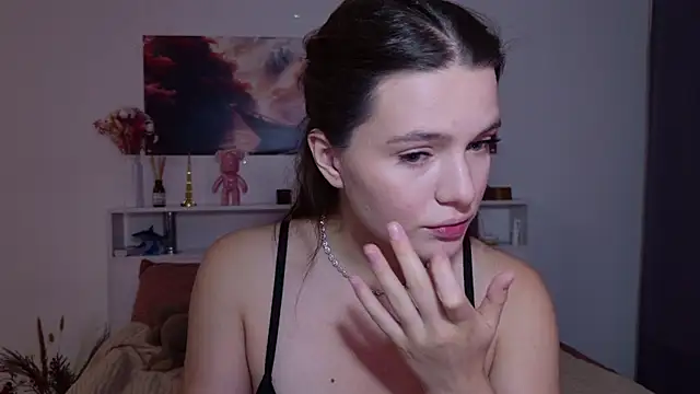 Snapshot of Nellie_Medina chatting on 10.12.25 Nellie Medina online show from 10.12.25