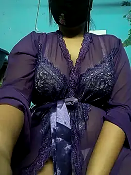 Snapshot of Hayna_G chatting on 03.11.25 Hayna G online show from 03.11.25